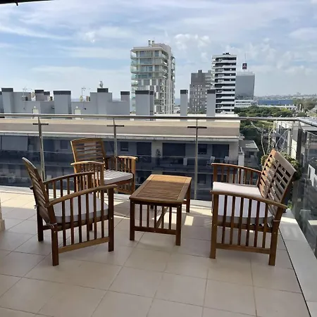 Rengle Horizonte Penthouse & Pool *