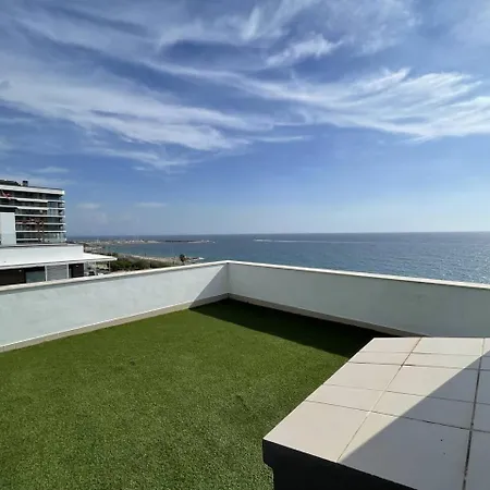 Rengle Horizonte Penthouse & Pool *